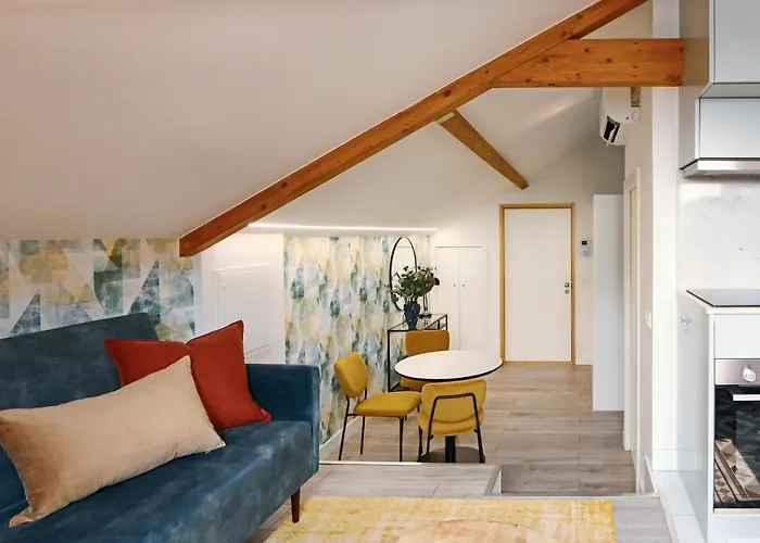 Apartment Hm - Feeling Campanha