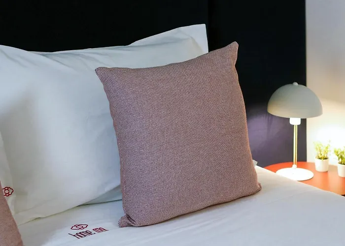 Apartment Hm - Feeling Campanha